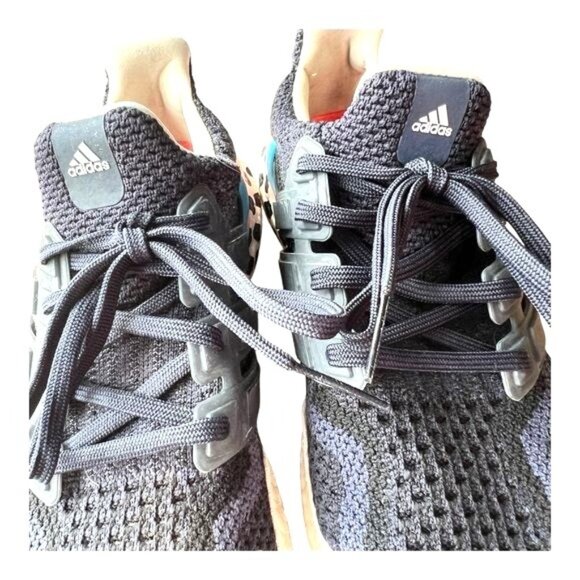 Adidas Women’s UltraBOOST 5.0 DNA Size 8 - Picture 2 of 13